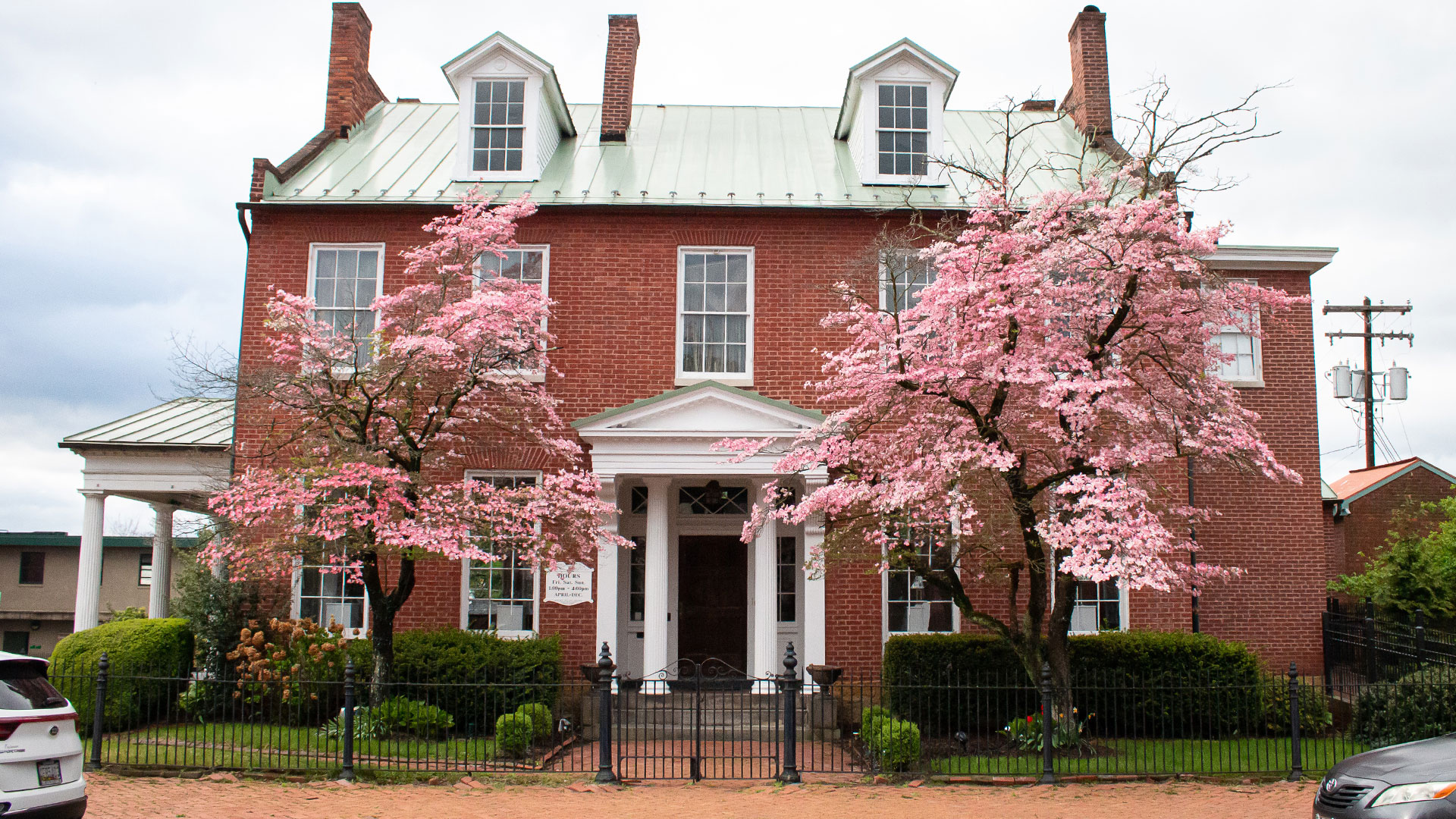 Gilchrist Gallery & Museum Where Art and History Meet